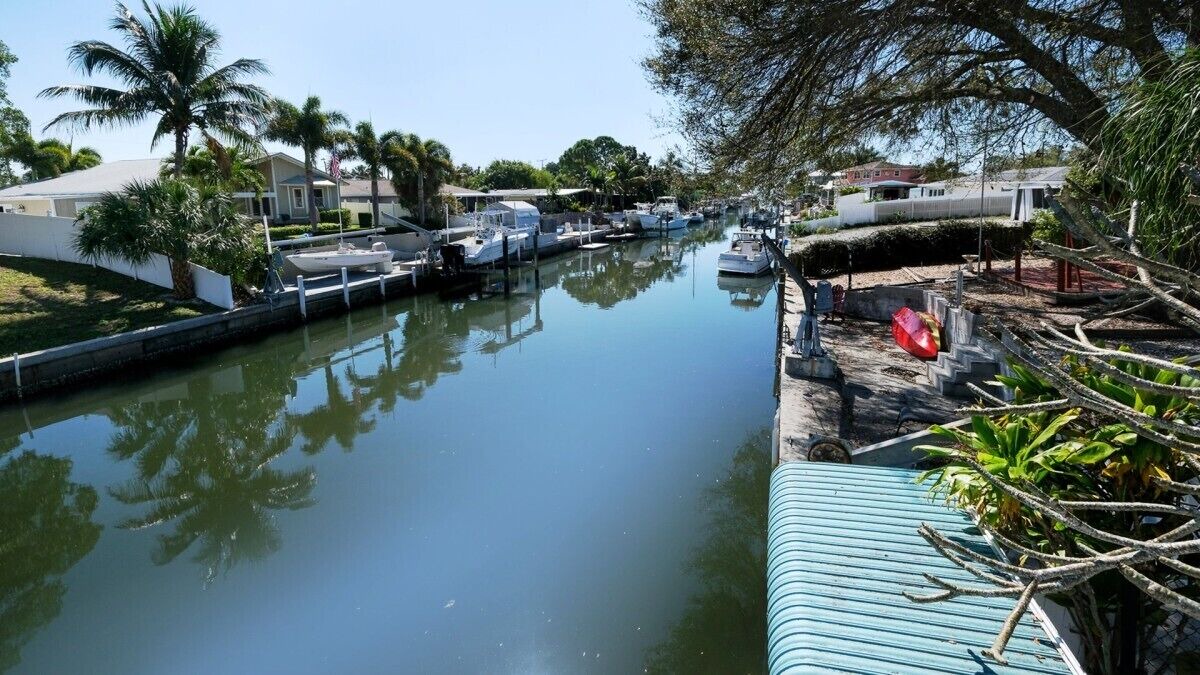 Photo of Others in Bayshore Gardens