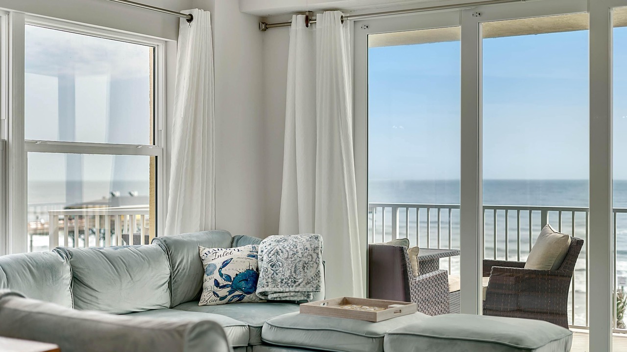 Photo of Livingroom in Ocean View Halifax Estates