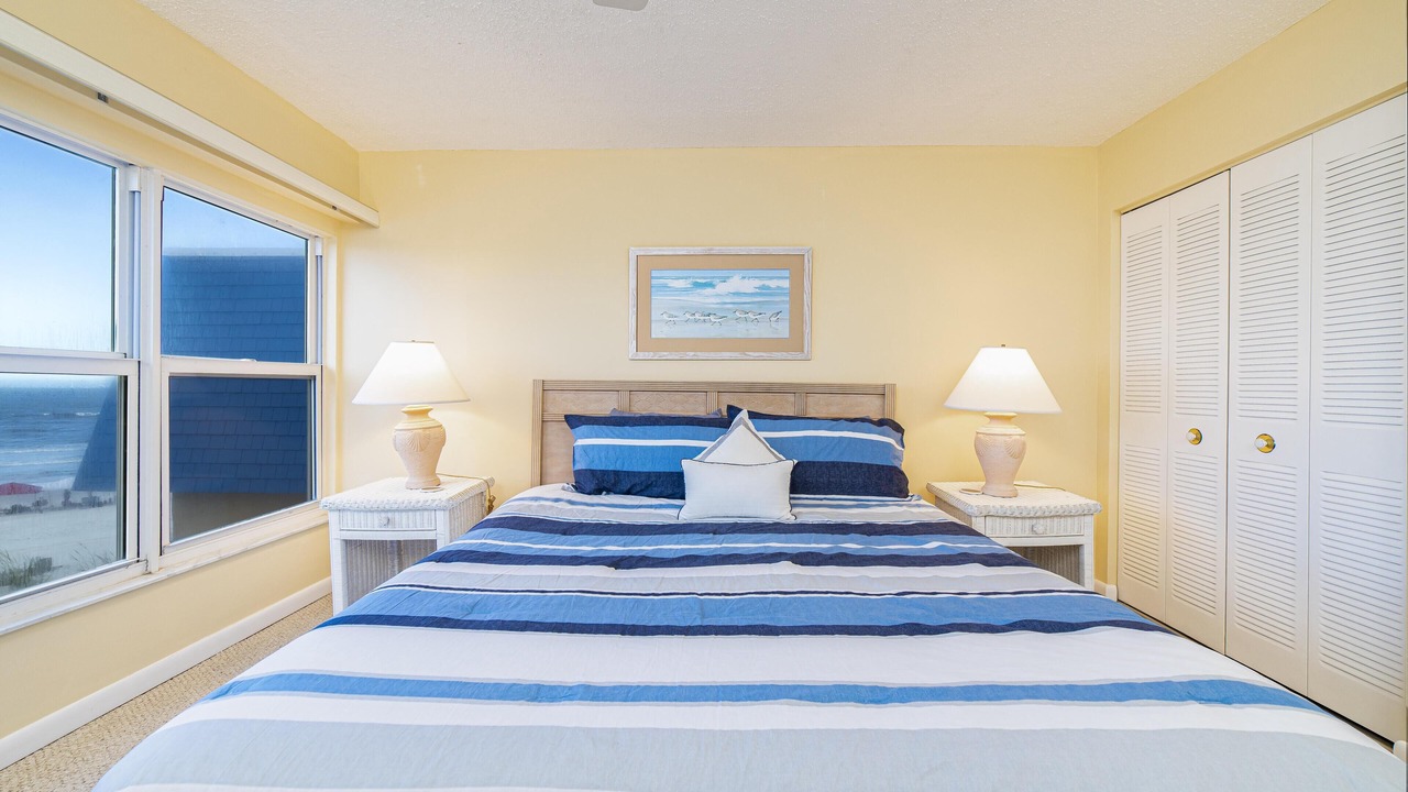 Photo of Bedroom in Crescent Beach