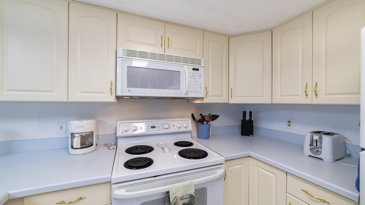 Photo of Kitchen in Crescent Beach