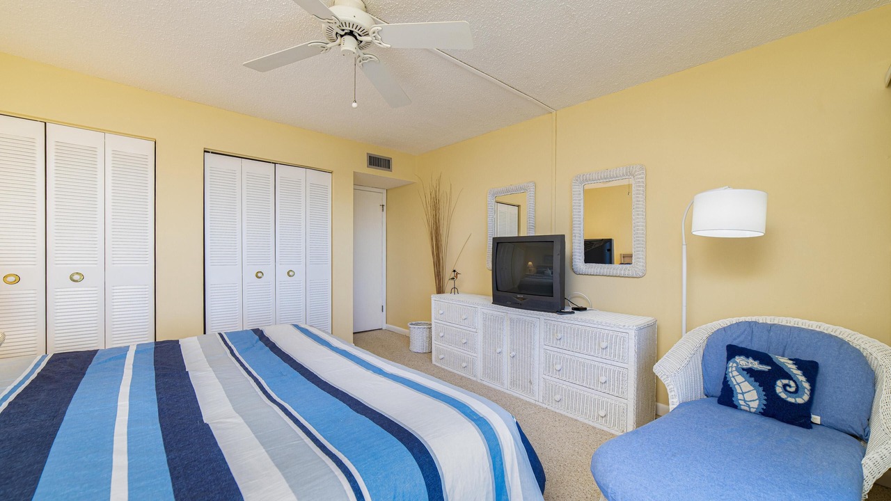 Photo of Bedroom in Crescent Beach