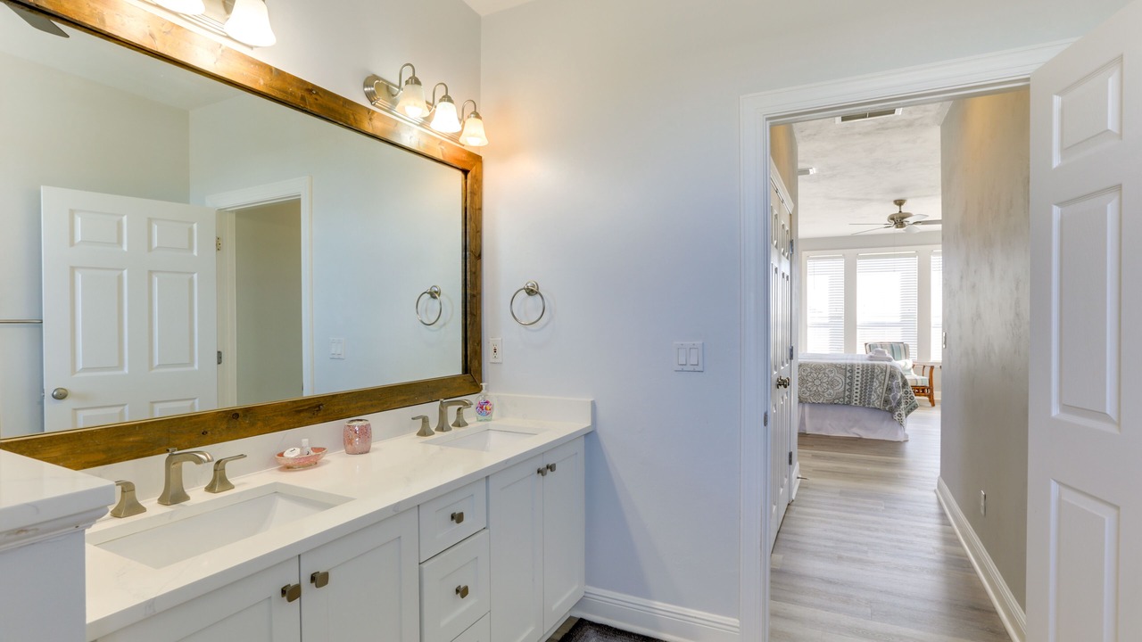 Photo of Bathroom in East End