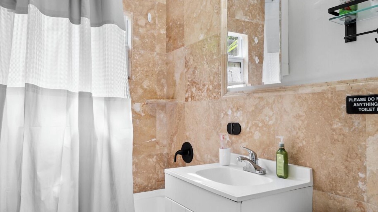 Photo of Bathroom in South Middle River