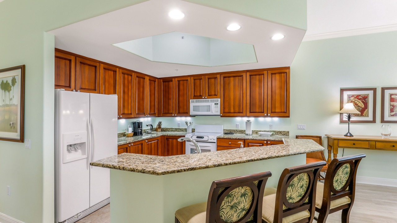 Photo of Kitchen in Royal Harbor