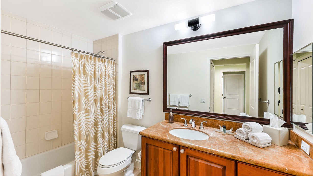 Photo of Bathroom in Royal Harbor