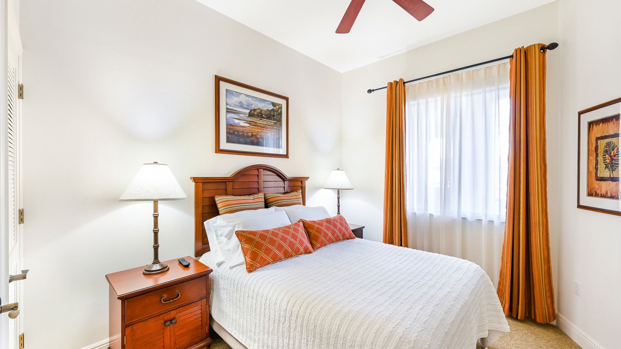 Photo of Bedroom in Royal Harbor