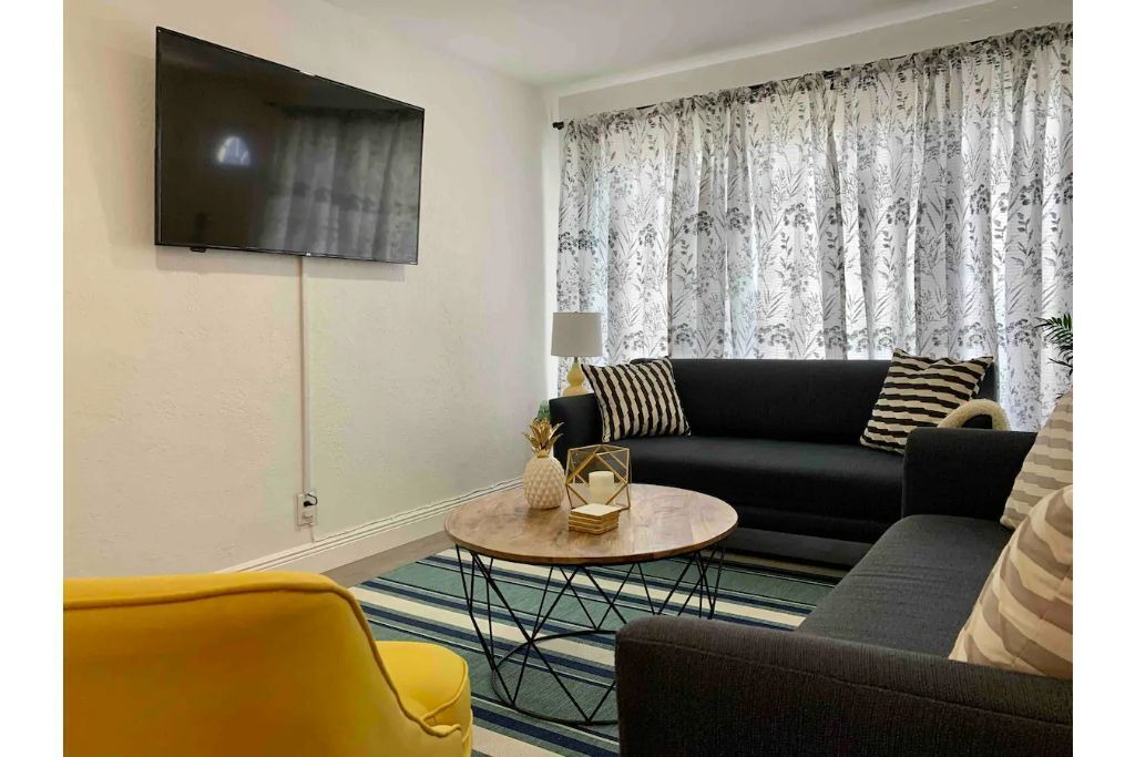 Photo of Livingroom in Sunset