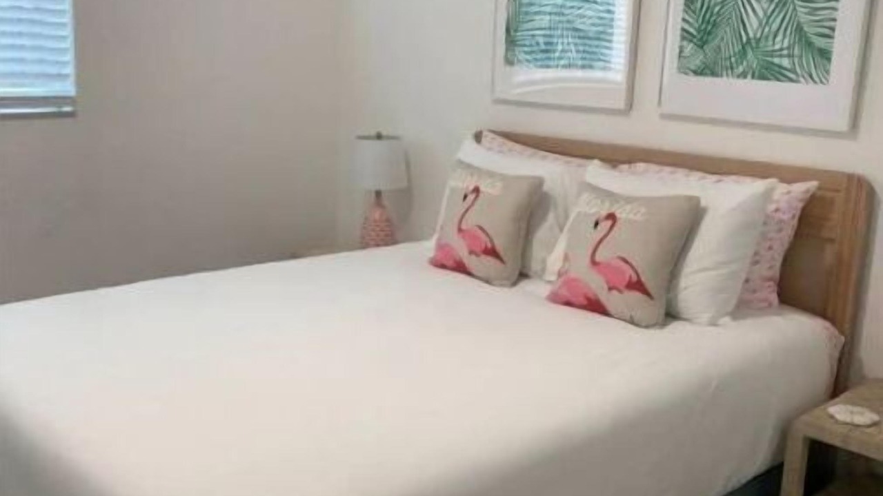 Photo of Bedroom in Sunset