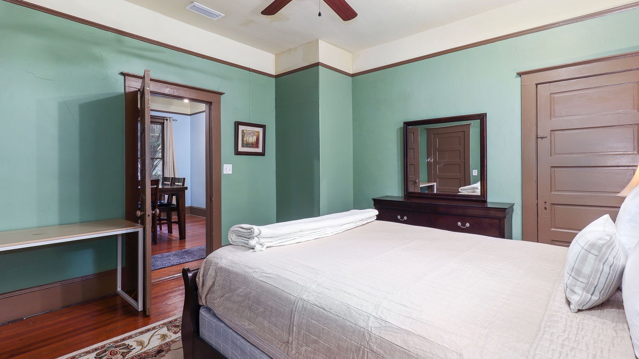 Photo of Bedroom in University Heights