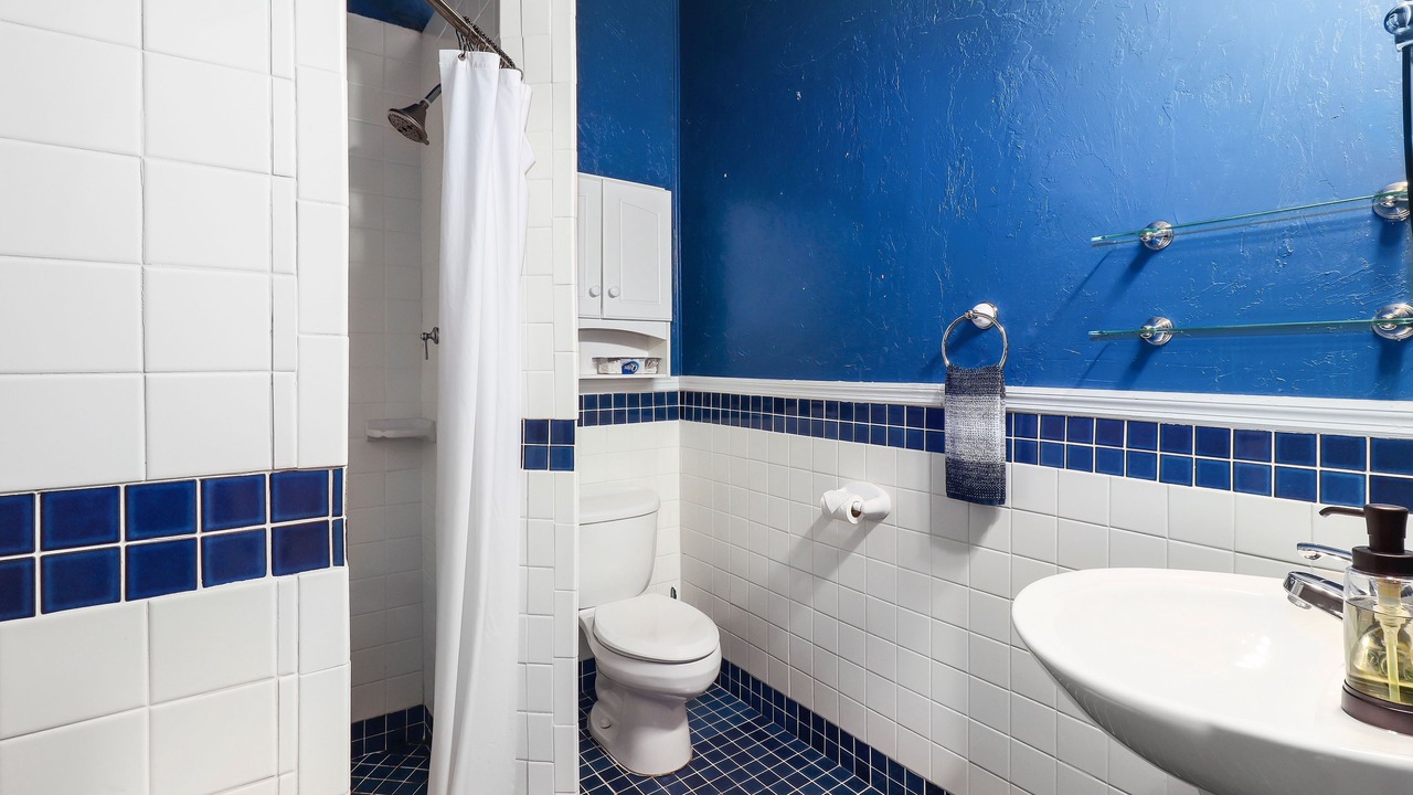 Photo of Bathroom in University Heights