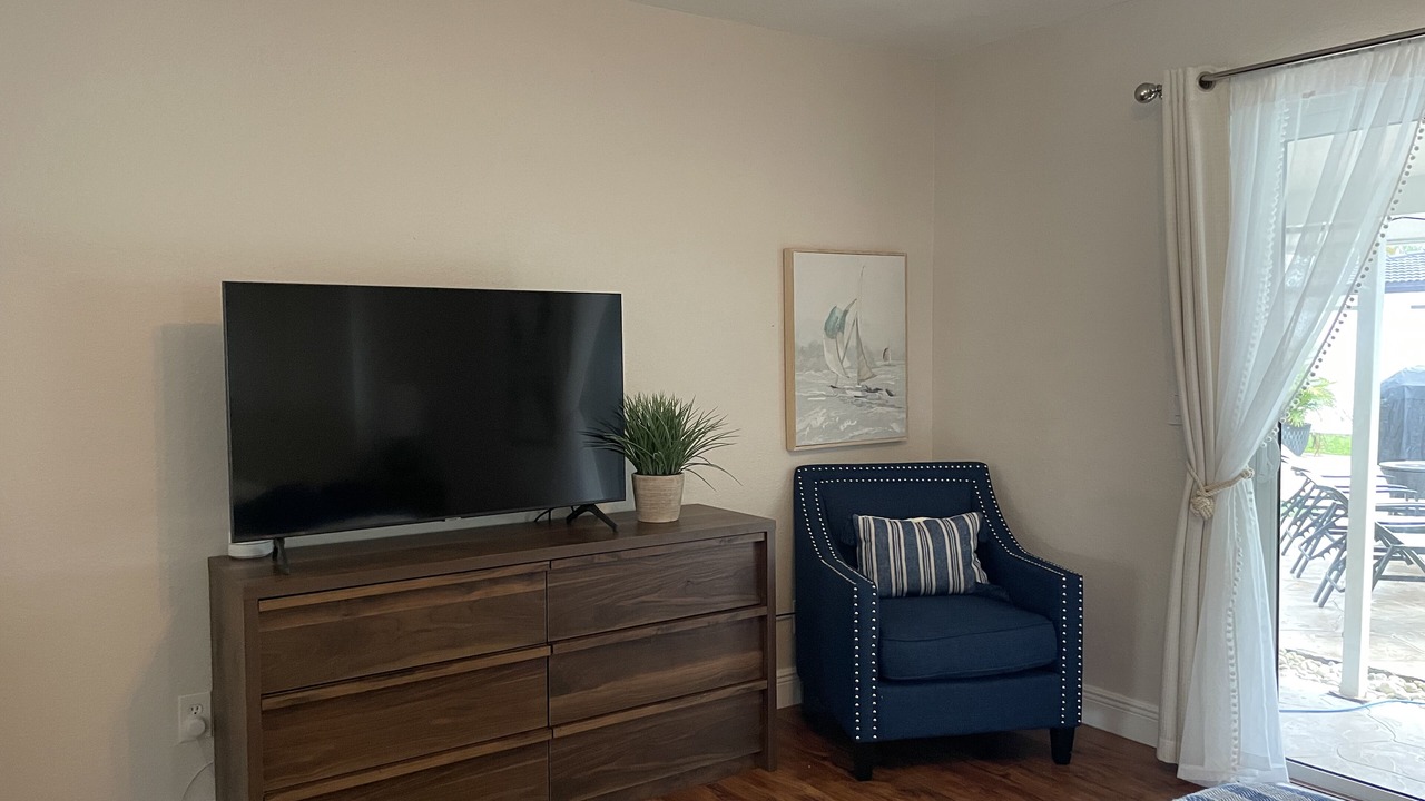 Photo of Bedroom in Garden Isles