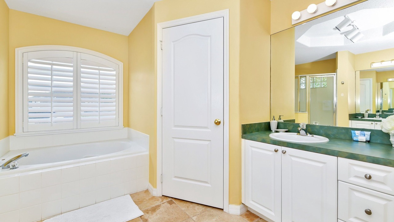 Photo of Bathroom in Tuscan Ridge