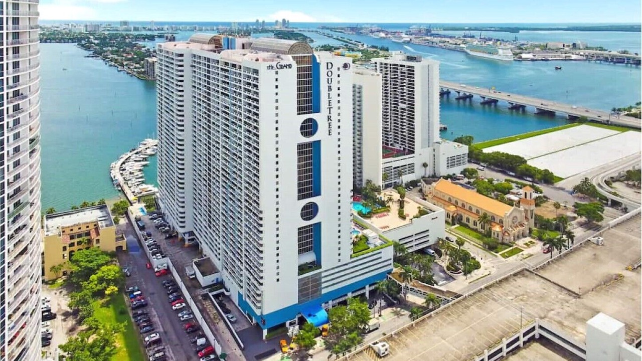 Photo of Outdoor in Edgewater