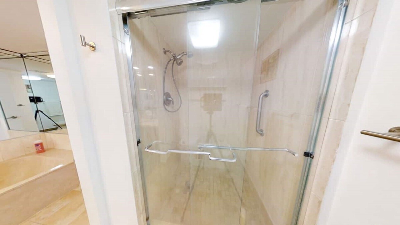 Photo of Bathroom in Edgewater