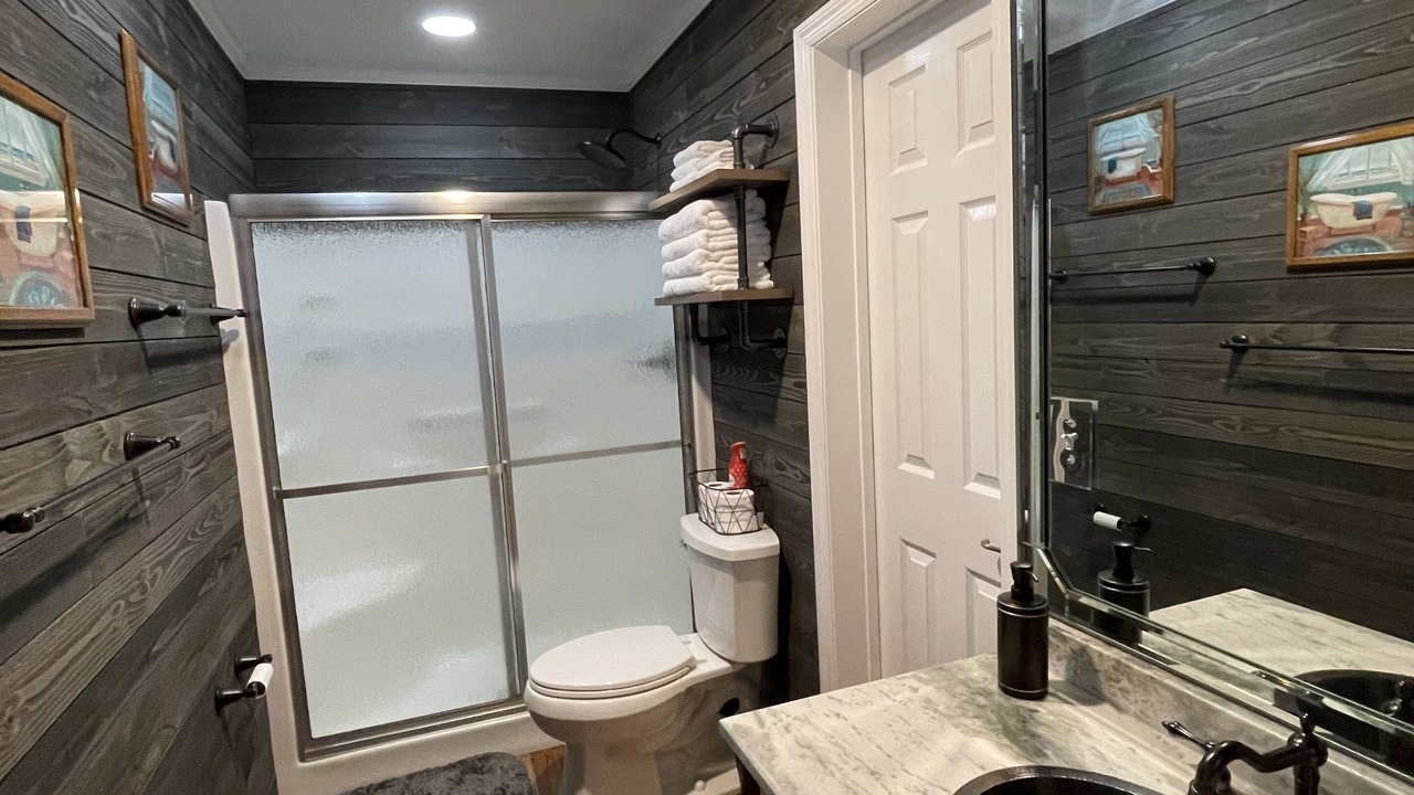 Photo of Bathroom in Mayo