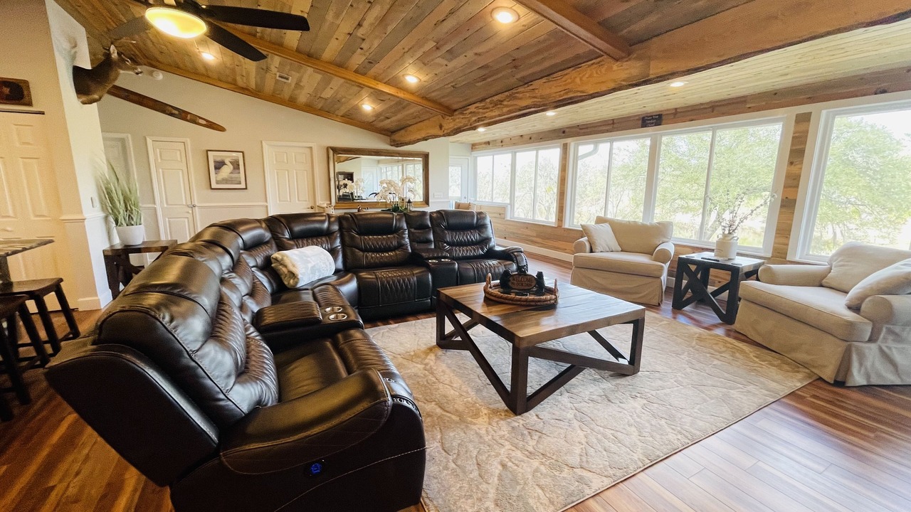 Photo of Livingroom in Mayo