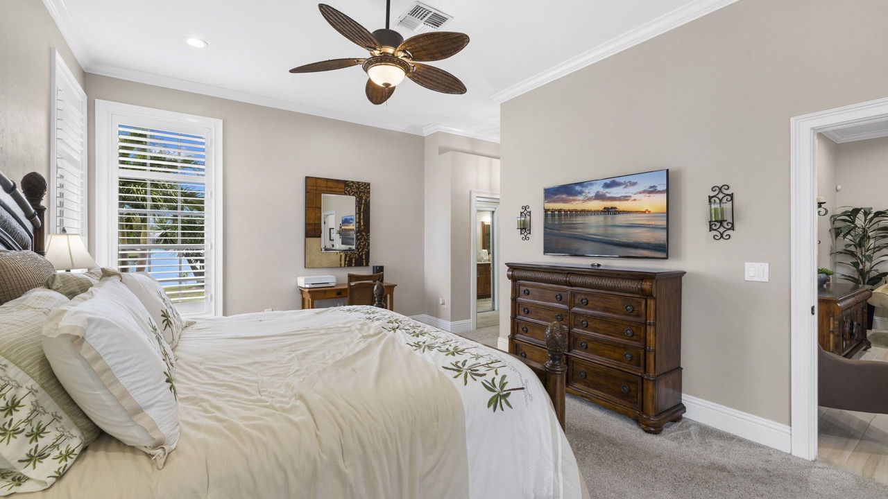 Photo of Bedroom in Crown Pointe