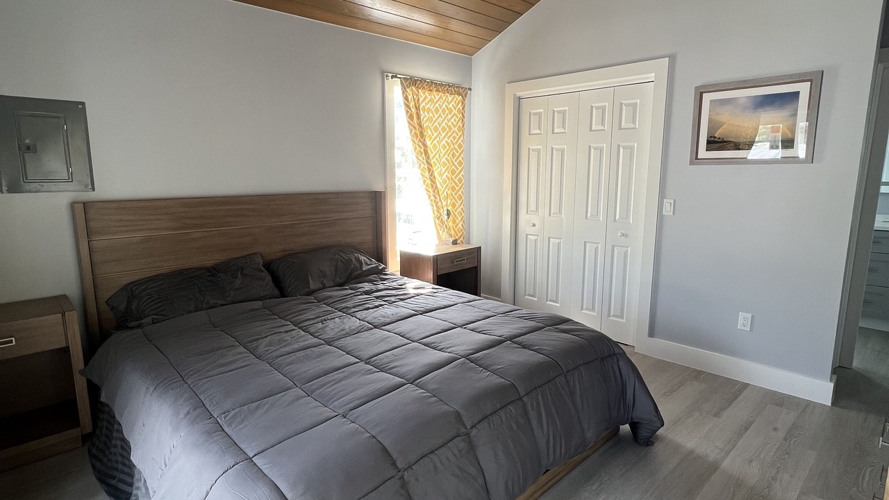 Photo of Bedroom in Midtown