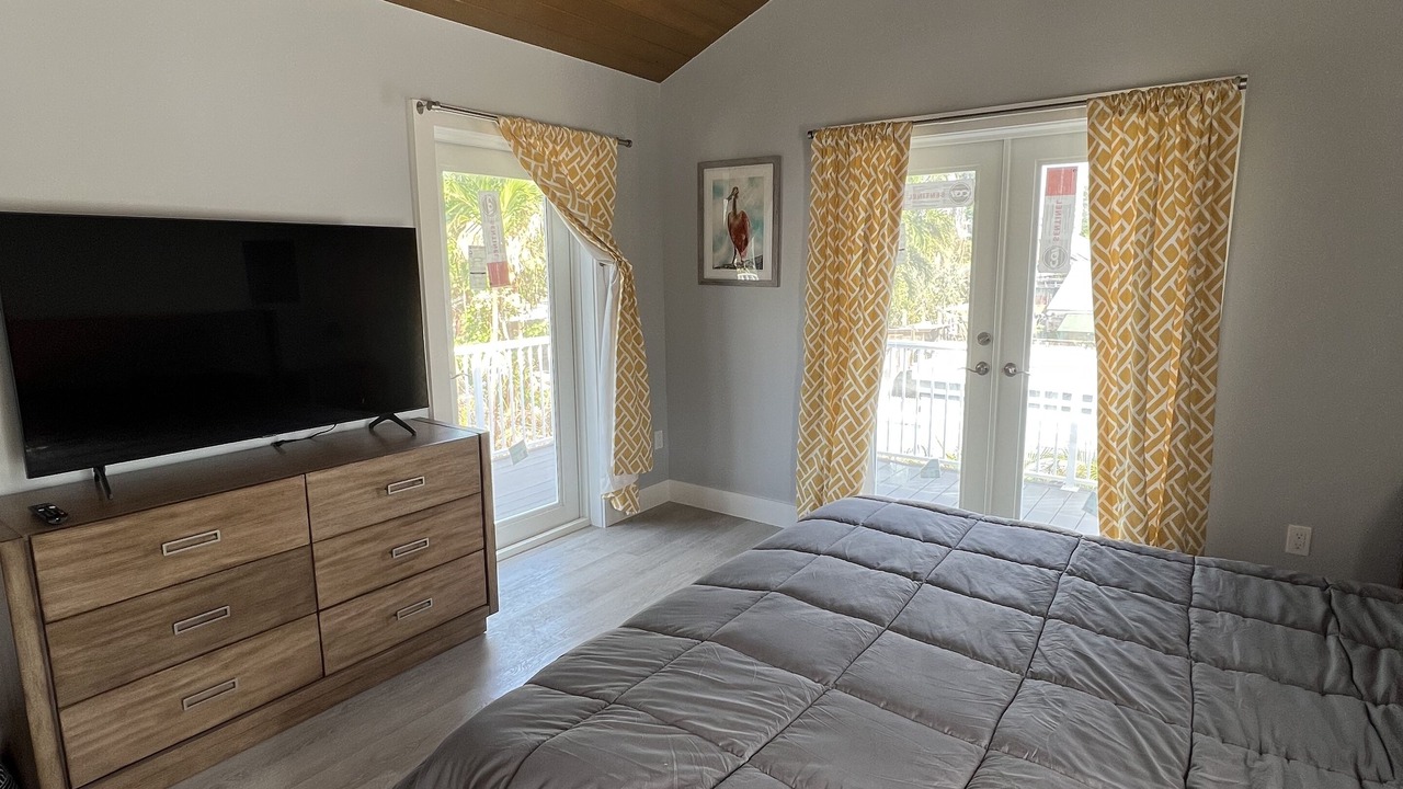 Photo of Bedroom in Midtown