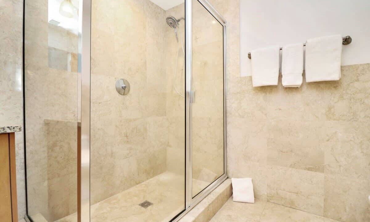 Photo of Bathroom in North Bay Village