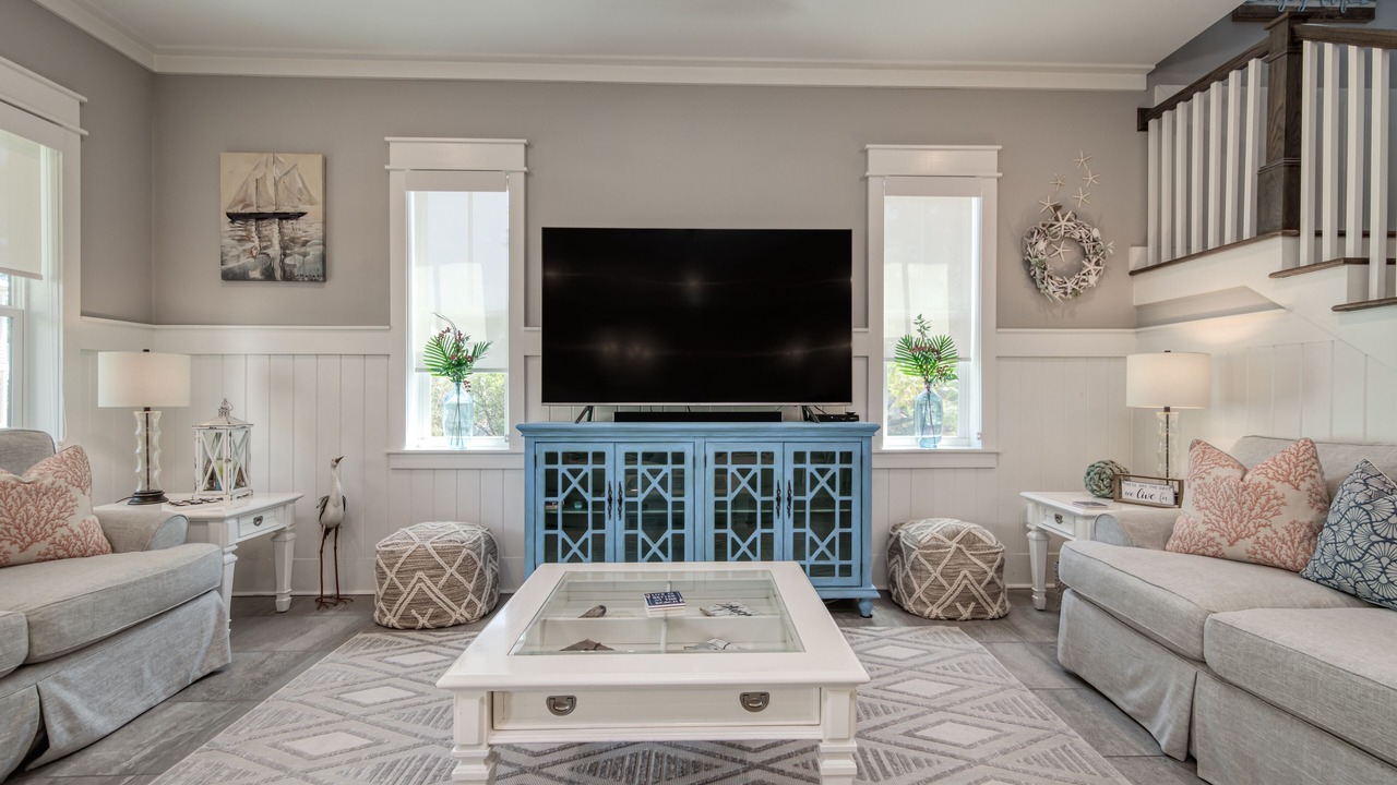 Photo of Livingroom in Lakeside at Blue Mountain Beach