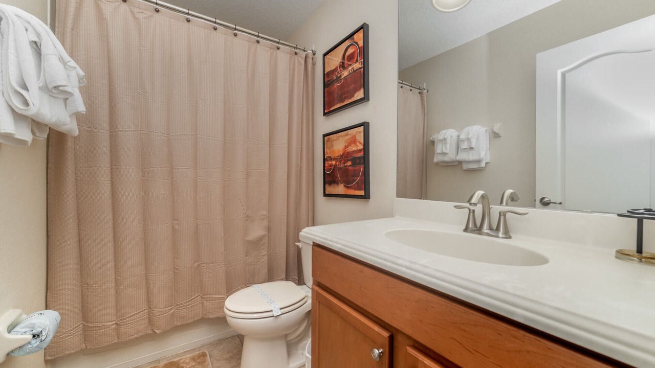 Photo of Bathroom in Davenport