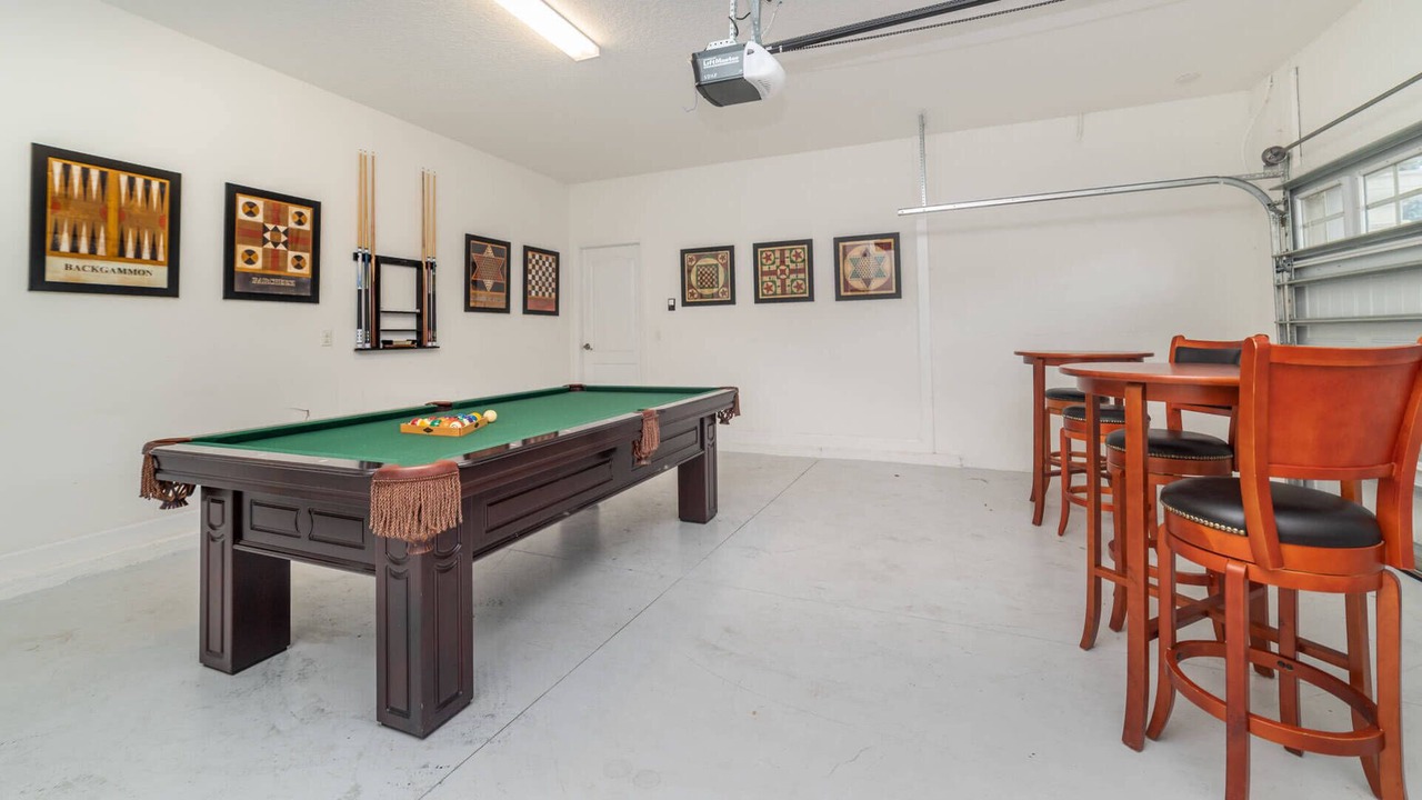 Photo of Livingroom in Davenport