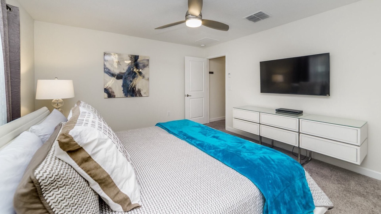 Photo of Bedroom in Davenport