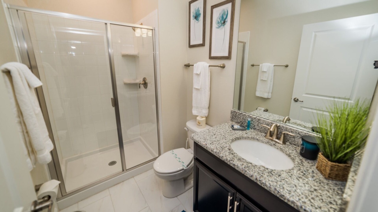 Photo of Bathroom in Davenport