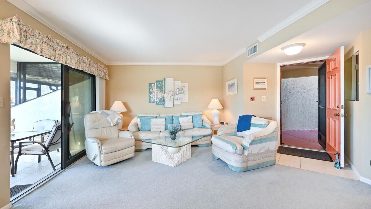 Photo of Livingroom in Hammock Bay