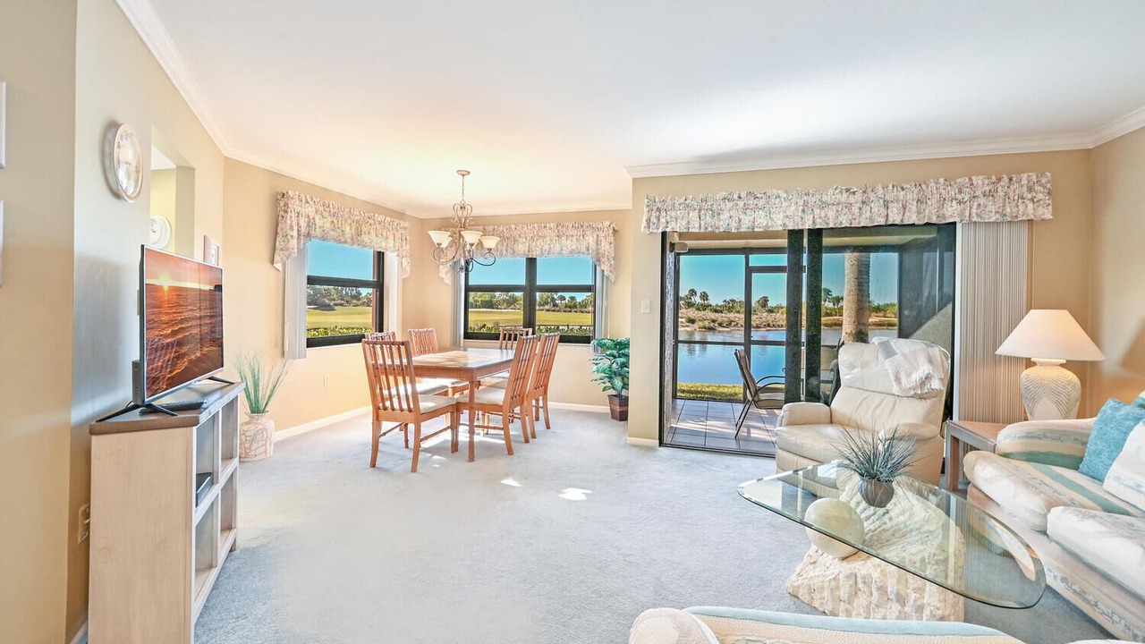 Photo of Livingroom in Hammock Bay
