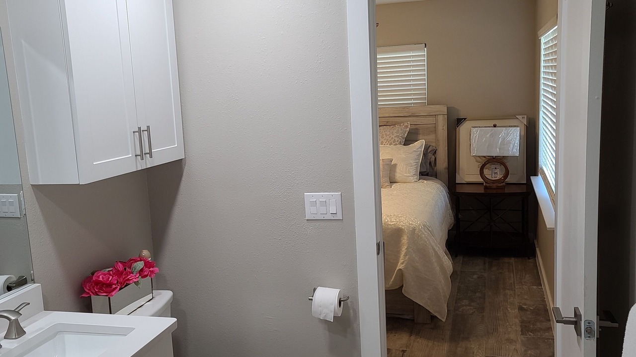 Photo of Bathroom in Lake Magdalene