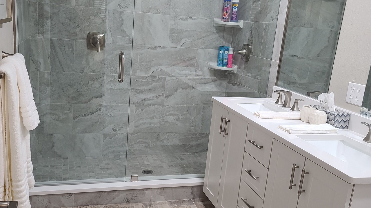 Photo of Bathroom in Lake Magdalene