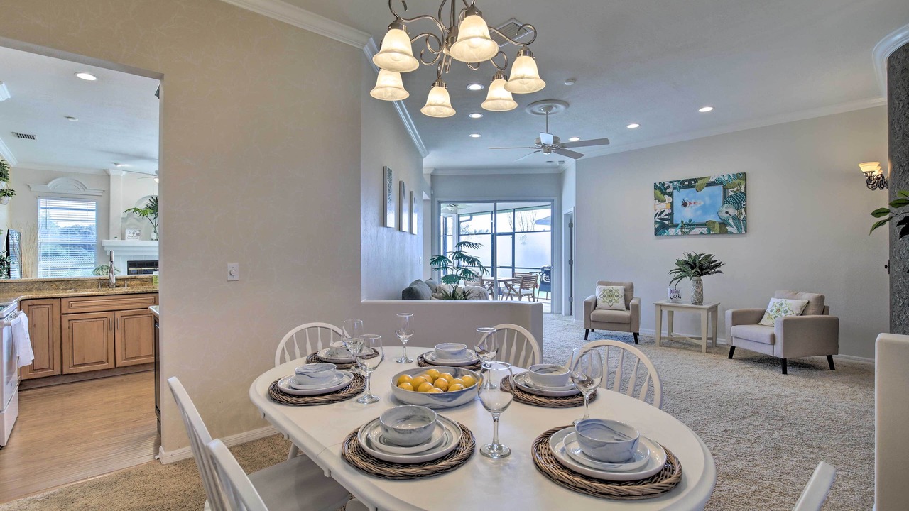 Photo of Livingroom in Boyette Springs