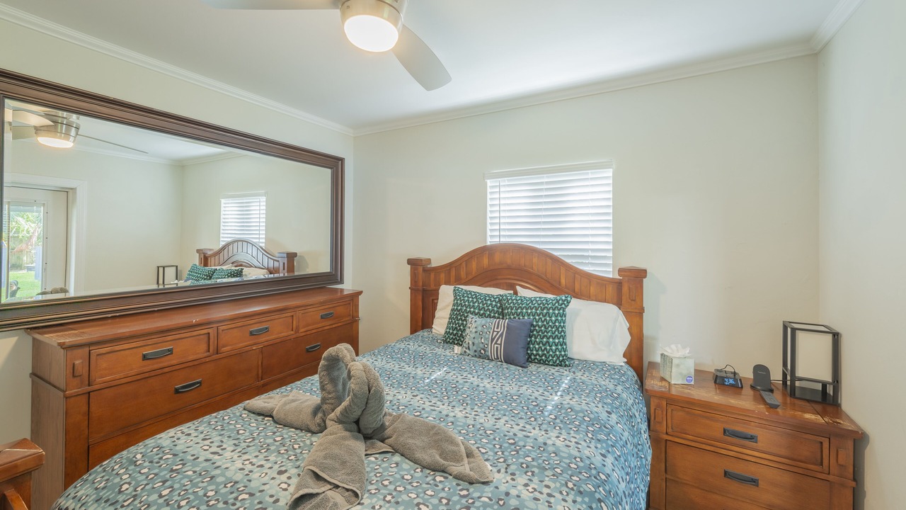 Photo of Bedroom in South Middle River