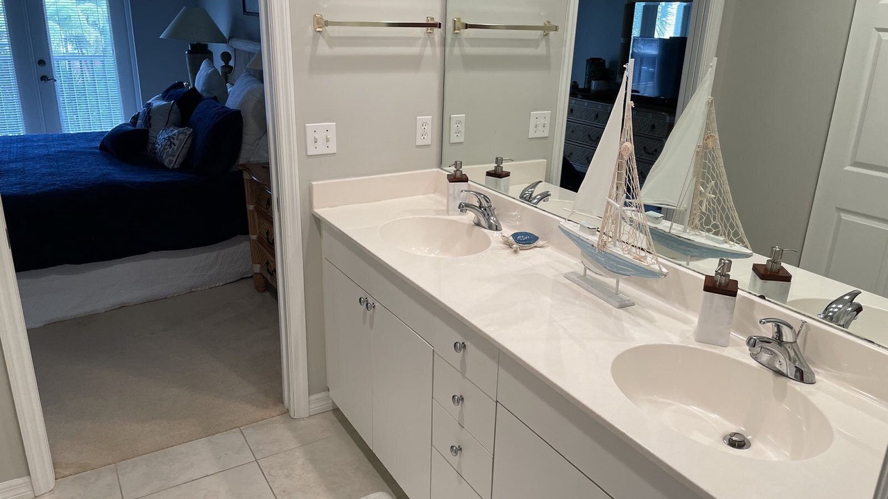 Photo of Bedroom in Pelican Bay
