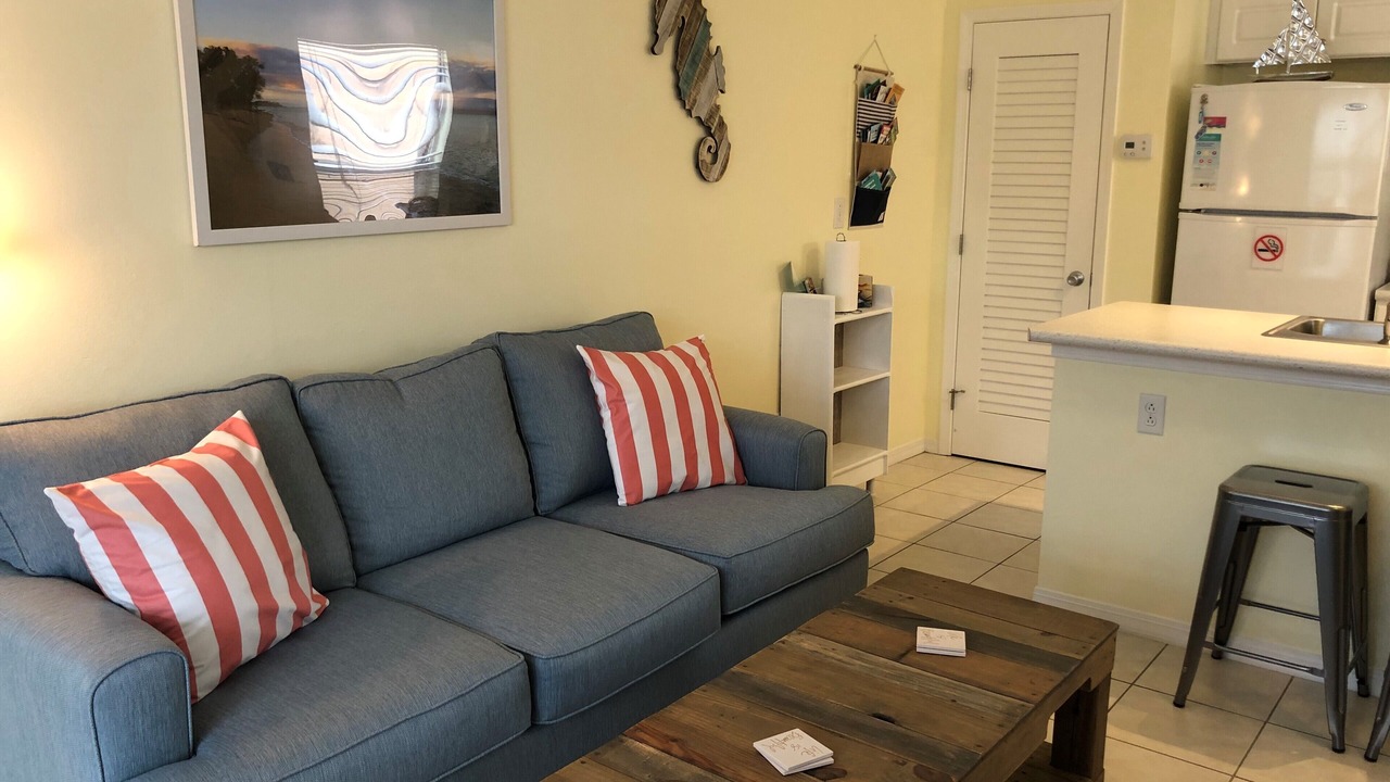 Photo of Livingroom in Navarre Beach