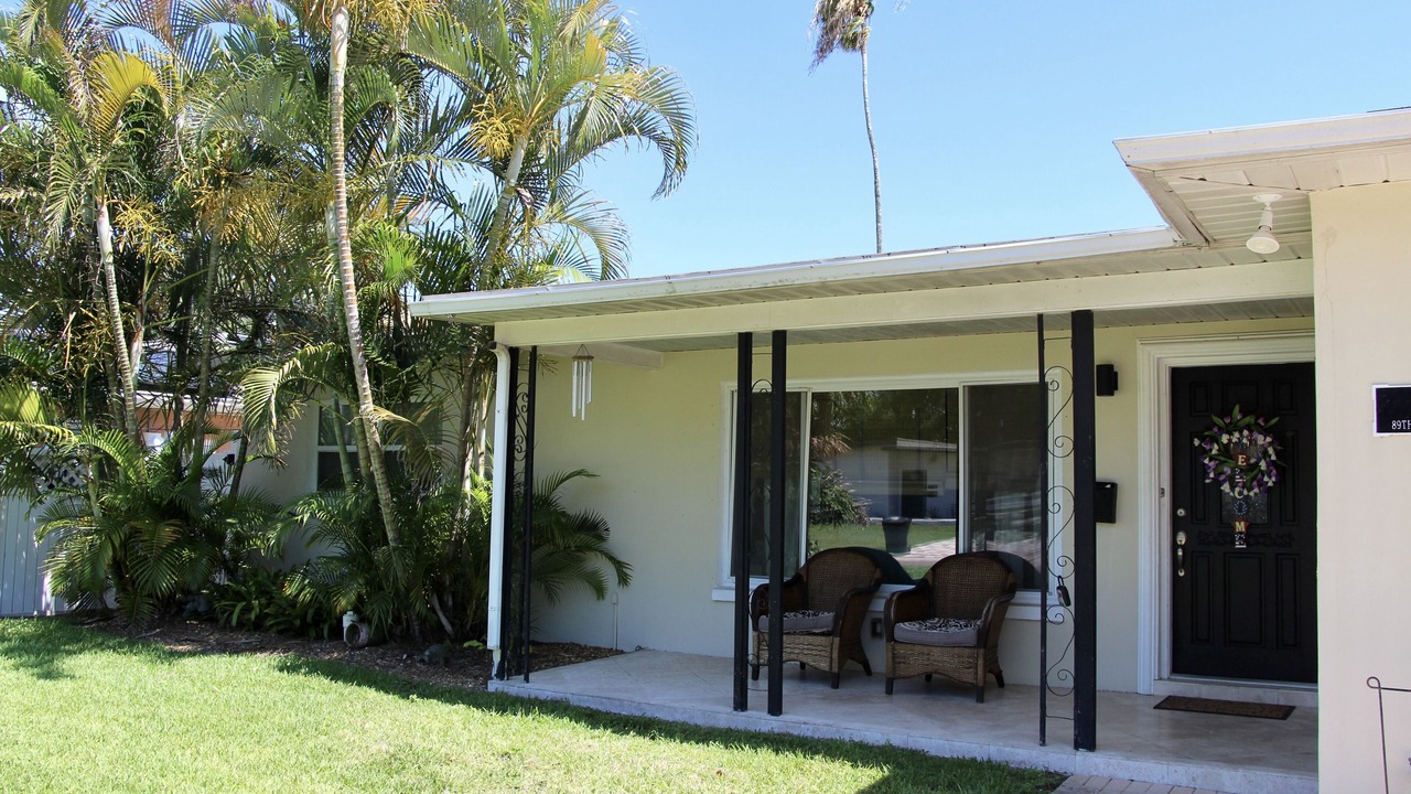 Photo of Patio Balcony in Riviera Bay