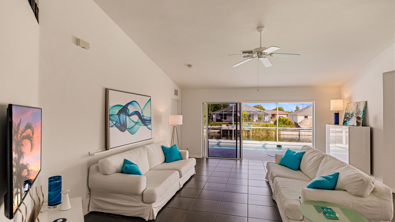 Photo of Livingroom in Trafalgar