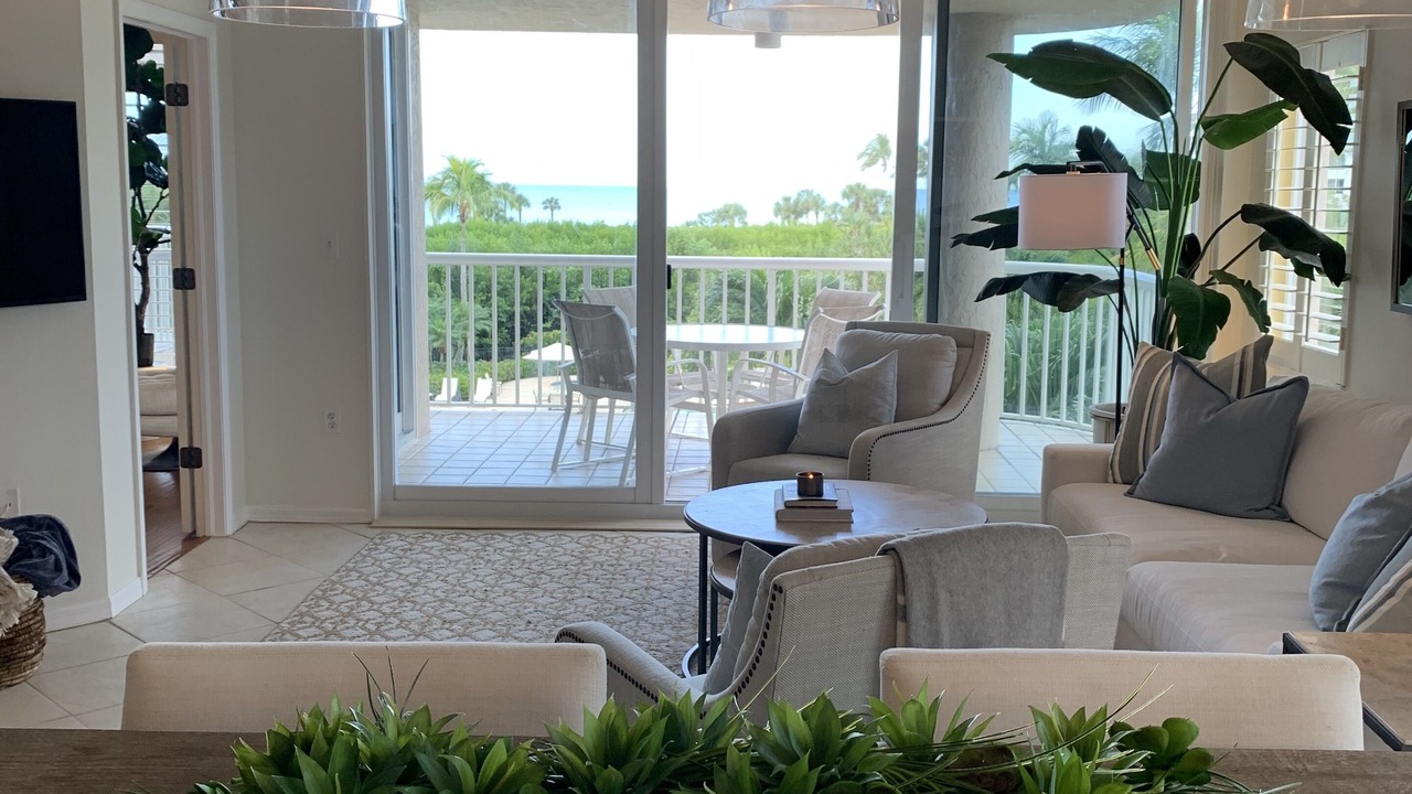 Photo of Livingroom in Park Shore