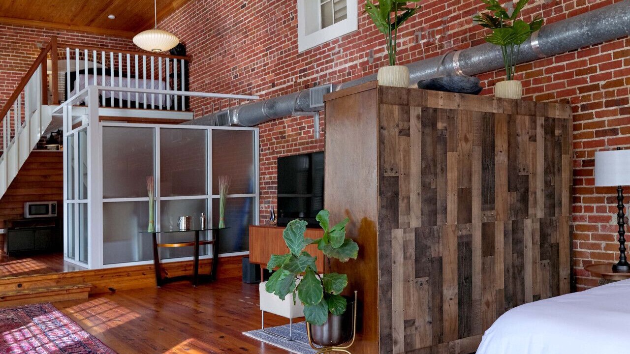 Photo of Bedroom in Old East Hill