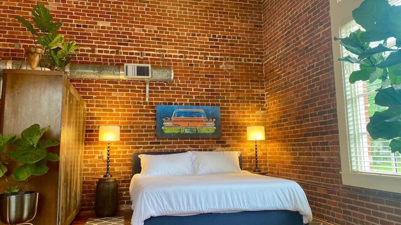 Photo of Bedroom in Old East Hill