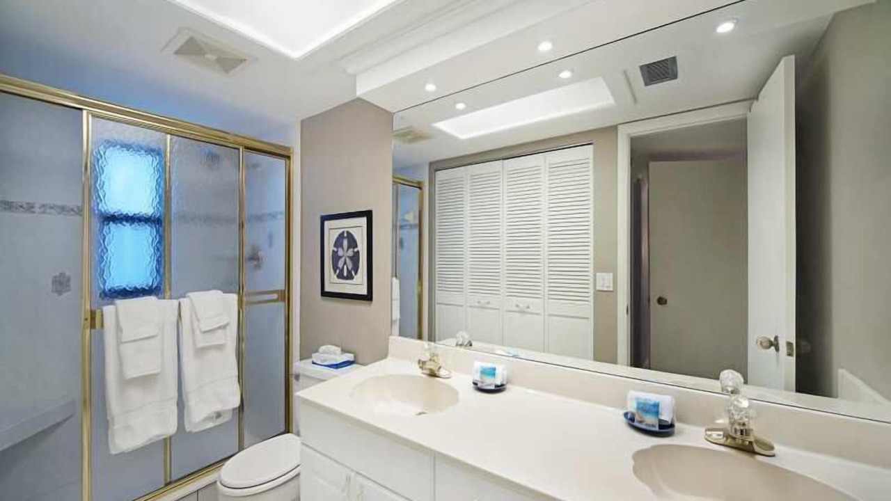 Photo of Bathroom in South Island