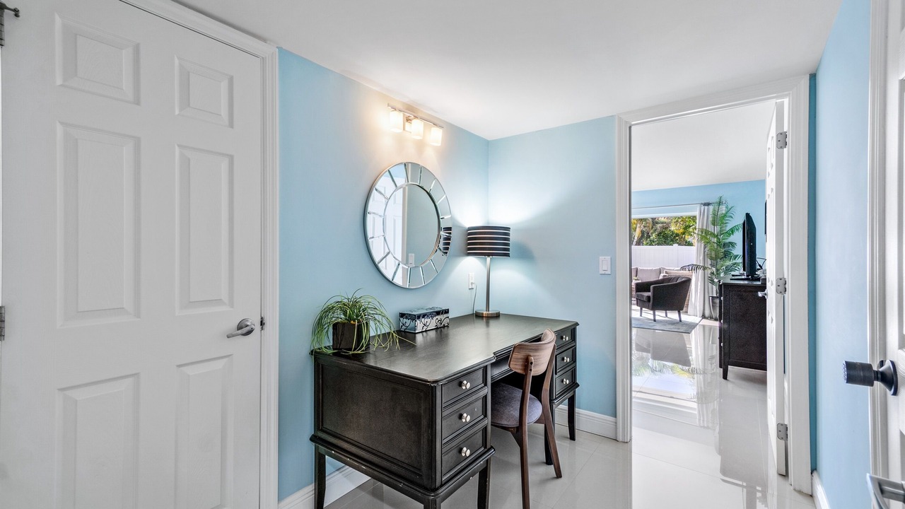 Photo of Bedroom in Singer Island