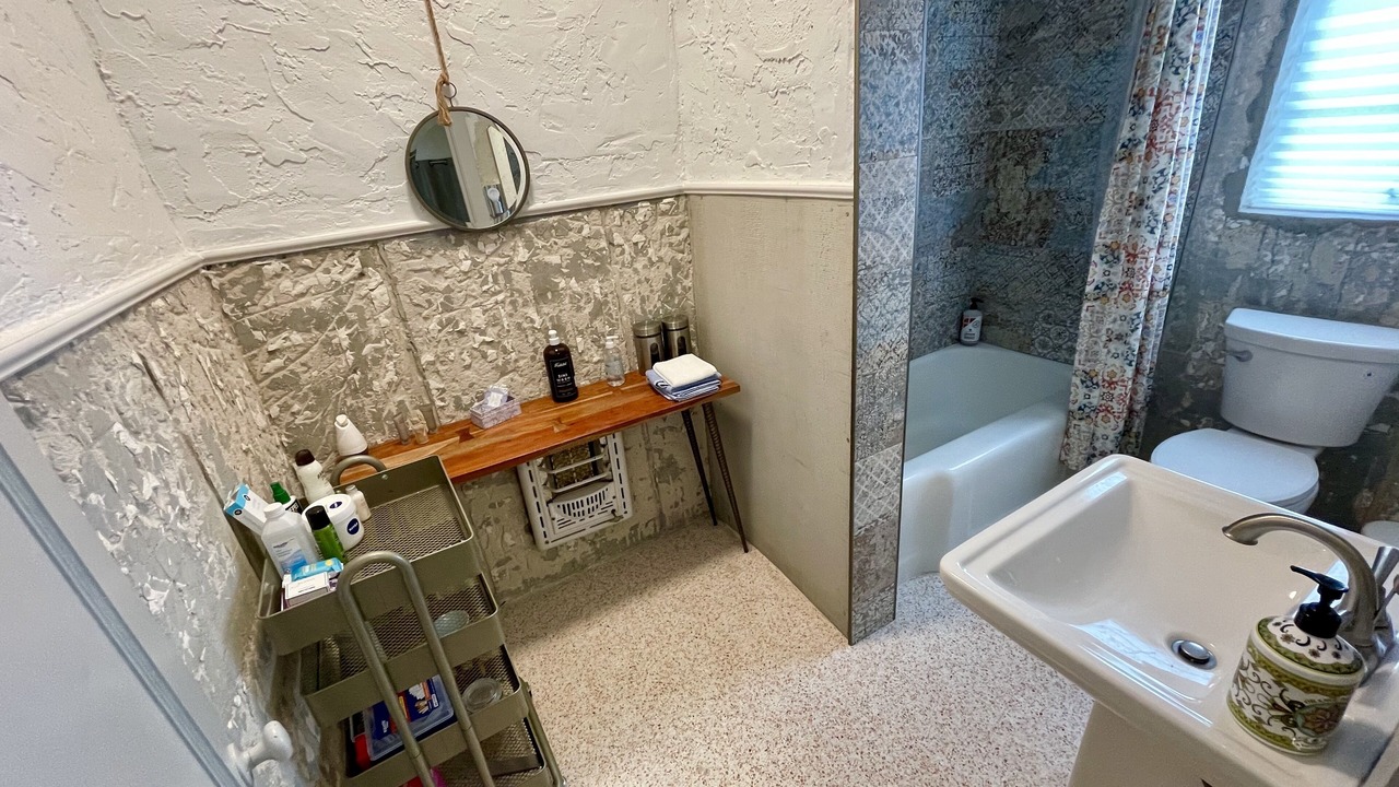 Photo of Bathroom in Indian River Estates
