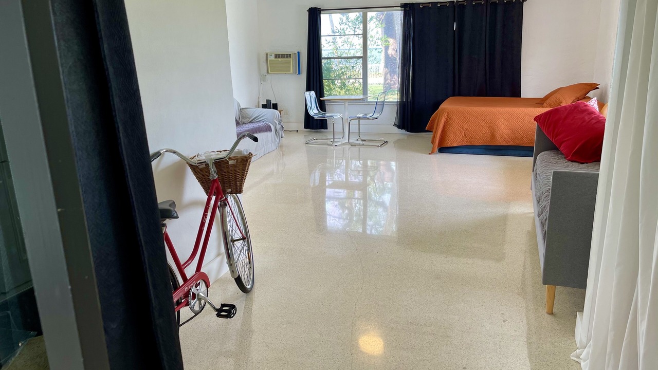 Photo of Bedroom in Indian River Estates