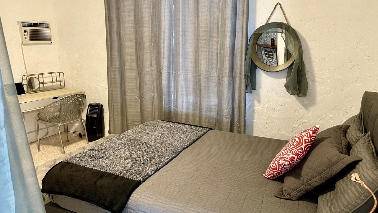 Photo of Bedroom in Indian River Estates