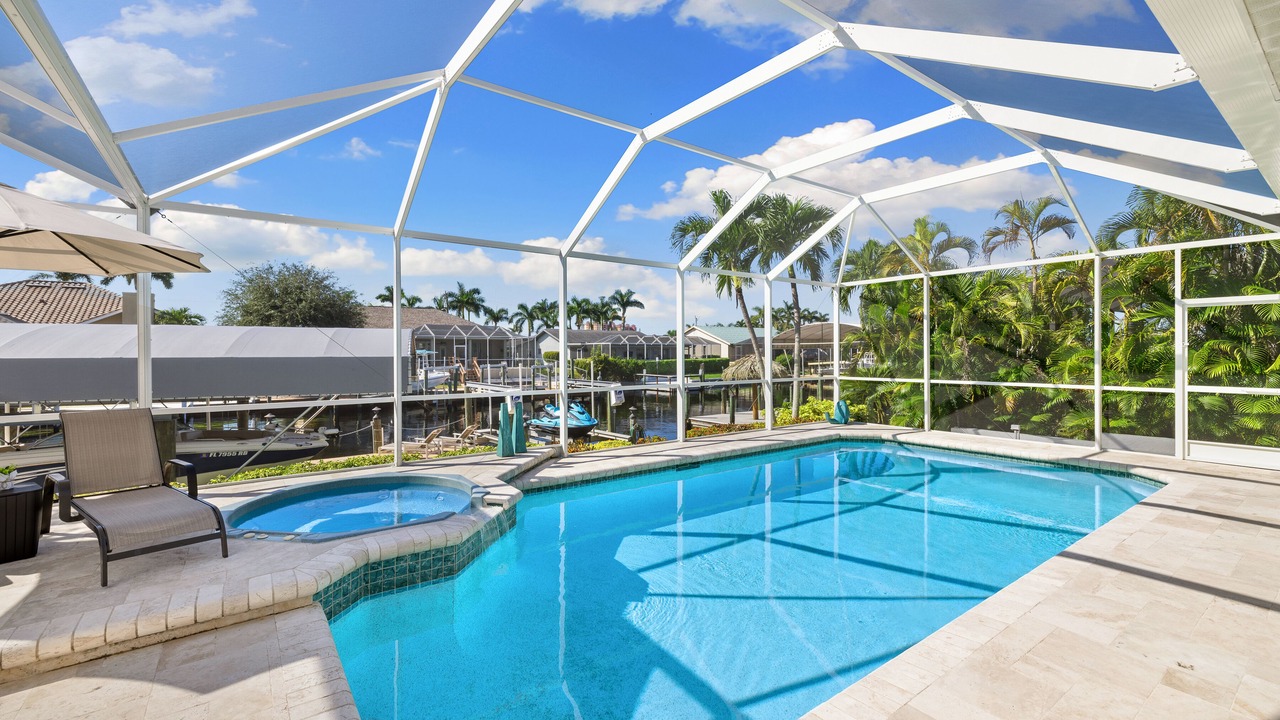 Photo of Outdoor in Pelican