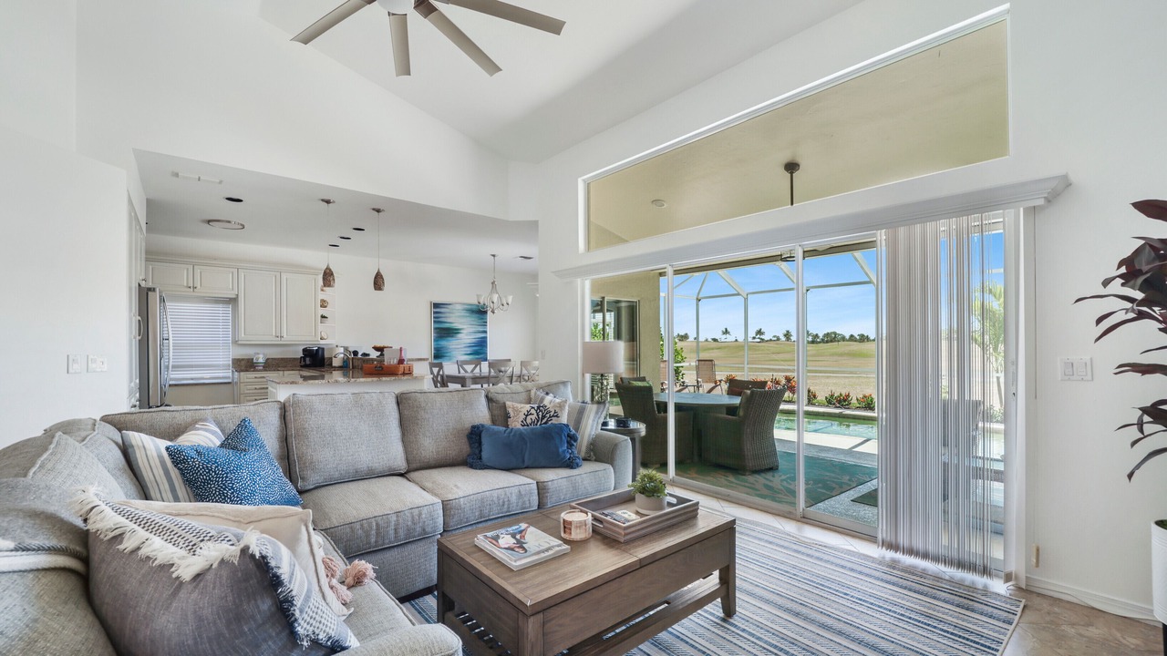 Photo of Livingroom in Falcons Glen