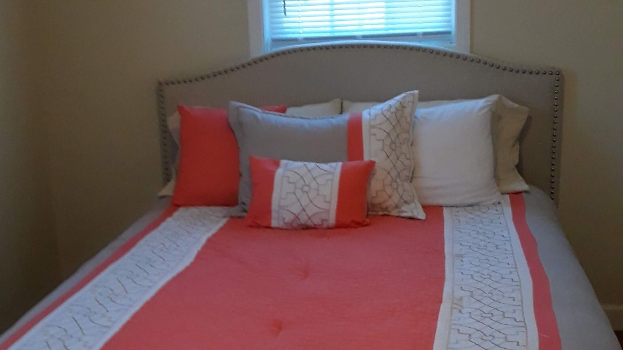 Photo of Bedroom in Muscle Shoals